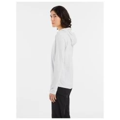 Arc'teryx - Women's Taema Hoody - Sport Shirt 11 Arc'teryx - Women's Taema Hoody - Sport Shirt -Outdoor sportswear arcteryx womens taema hoody sport shirt detail 4