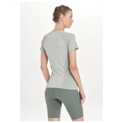 ENDURANCE - Women's Halen Seamless S/S Tee - Sport Shirt -Outdoor sportswear endurance womens halen seamless s s tee sport shirt detail 6