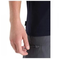 Icebreaker - Tech Lite II S/S Tee IB Essential Logo - Merino Shirt -Outdoor sportswear icebreaker tech lite ii s s tee ib essential logo merino shirt detail 6