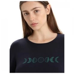 Icebreaker - Women's 200 Oasis L/S Crewe Moon Phase - Merino Base Layer 12 Icebreaker - Women's 200 Oasis L/S Crewe Moon Phase - Merino Base Layer -Outdoor sportswear icebreaker womens 200 oasis l s crewe moon phase merino base layer detail 5