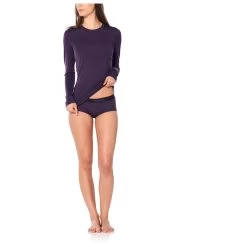 Icebreaker - Women's Sprite Hot Pants - Merino Base Layer -Outdoor sportswear icebreaker womens sprite hot pants merino base layer detail 6