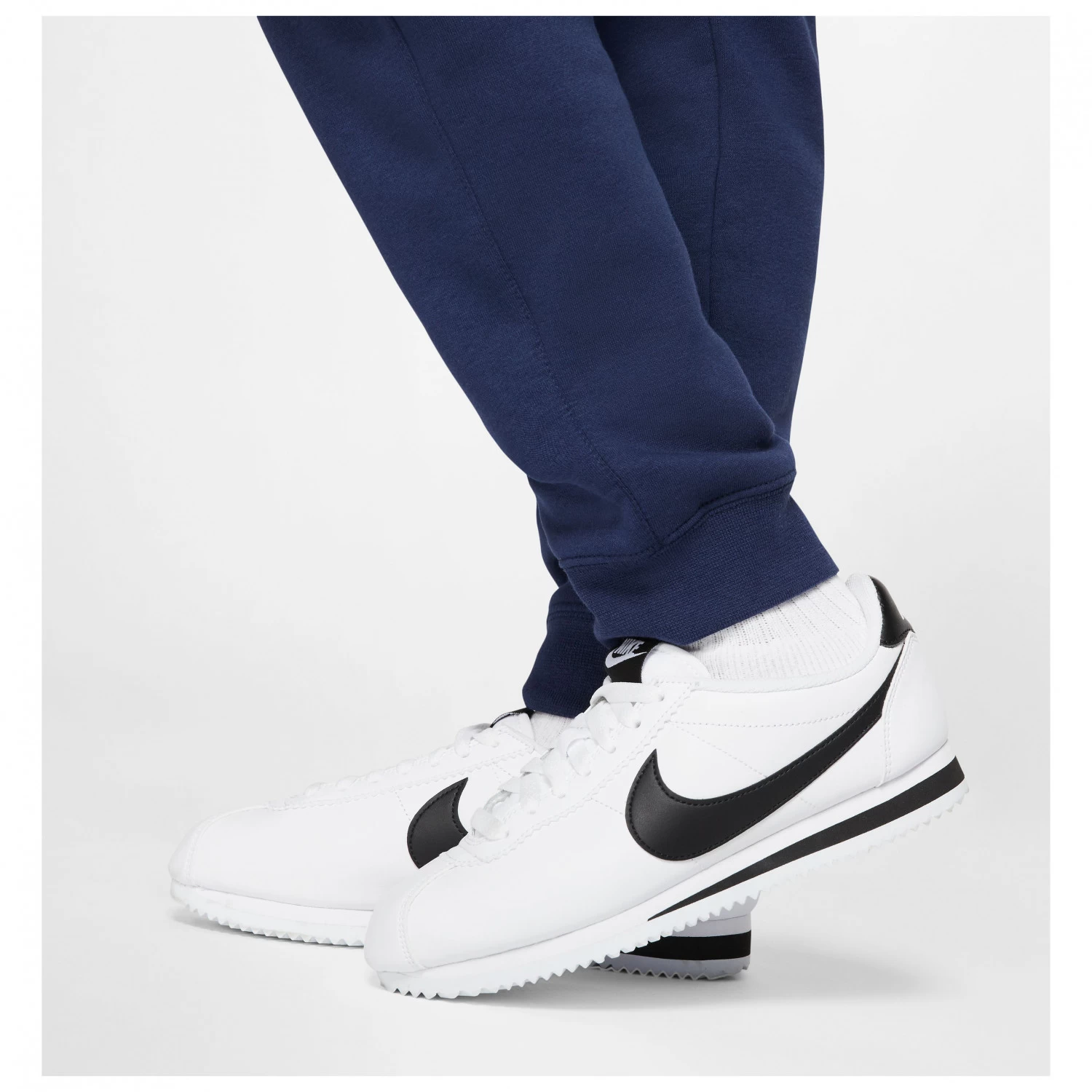 Nike - Boy's Sportswear Club - Tracksuit Trousers 8 Nike - Boy's Sportswear Club - Tracksuit Trousers - Image 6