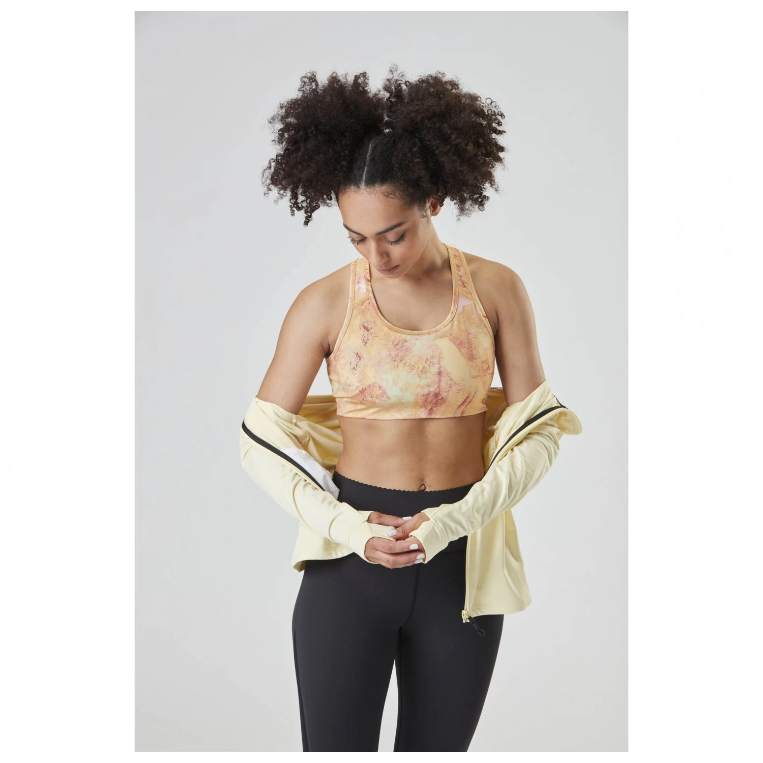 Picture - Women's Avasa Printed Tech Bra - Sports Bra 5 Picture - Women's Avasa Printed Tech Bra - Sports Bra - Image 3