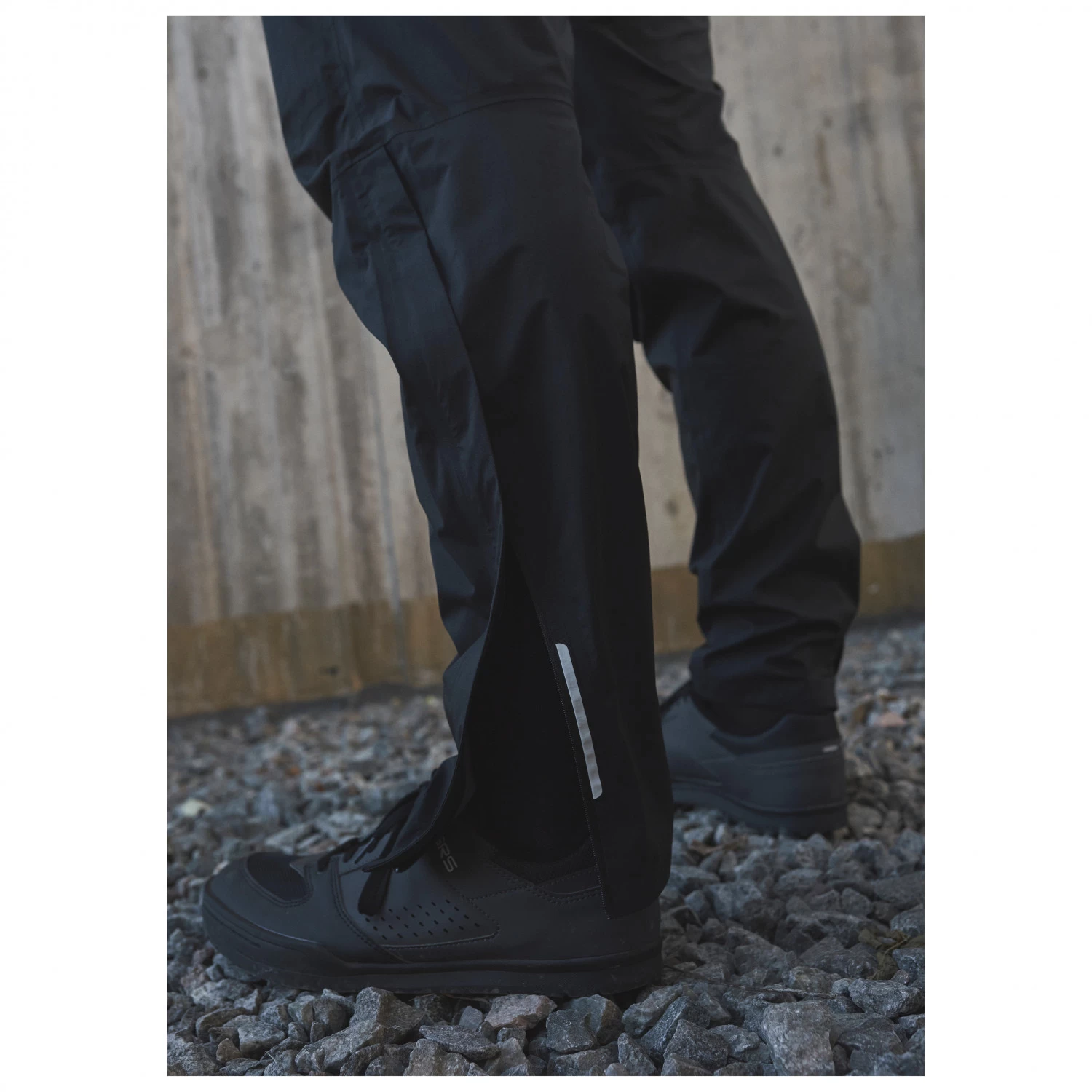 POC - Motion Rain Pants - Cycling Bottoms 6 POC - Motion Rain Pants - Cycling Bottoms - Image 4