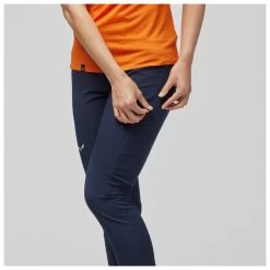 Salewa - Women's Agner AM - Merino Shirt 8 Salewa - Women's Agner AM - Merino Shirt -Outdoor sportswear salewa womens agner am merino shirt detail 3